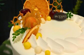 [🆕🇻🇳] Brodard 1948 – Hơn 70 năm cống hiến cho Sài Gòn những món bánh Pháp thơm ngon 🍔 Top1Food  🍜  𝗠𝗼̣̂𝘁 𝗰𝗵𝘂́𝘁 𝘀𝗮𝗻𝗴 𝘁𝗿𝗼̣𝗻𝗴 𝘃𝗮̀ 𝘁𝗿𝗲̉ 𝘁𝗿𝘂𝗻𝗴 𝗰𝘂̀𝗻𝗴 𝗯𝗮́𝗻𝗵 𝗕𝗿𝗼𝗱𝗮𝗿𝗱Chiếc bánh kem sữa tươi của Brodard nổi bật với thiết kế trang trí tinh tế, kết hợp giữa phong , shares-1✔️ , likes-7❤️️ , date-2025-03-19 17:53:23🇻🇳🇻🇳🇻🇳📰🆕