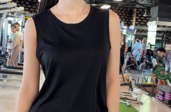 [🆕🇻🇳] Tuấn HD đồ tập cao cấp 👕 Top1Fashion 👗  Tank top hở lưng – Nhẹ như làn gió, cuốn hút mọi ánh nhìn!Chất vải mỏng nhẹ, tạo hiệu ứng xuyên thấu tinh tế
Form đứng vừa vặn, tôn dáng nhưng khô , shares-1✔️ , likes-6❤️️ , date-2025-03-18 02:50:03🇻🇳🇻🇳🇻🇳📰🆕