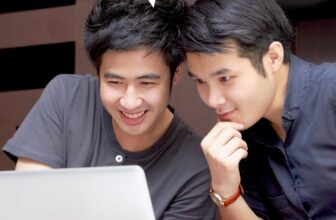 [🆕🇻🇳] Bảo hiểm Nhân thọ Prudential Việt Nam ♥️️ Top1Index 📚  Xác định phí bảo hiểm không chỉ dựa vào độ tuổi
Một hiểu lầm phổ biến về bảo hiểm nhân thọ là mọi người cùng độ tuổi sẽ có phí bảo hiểm như nhau. Thực tế , shares-14✔️ , likes-377❤️️ , date-2025-03-18 01:59:48🇻🇳🇻🇳🇻🇳📰🆕