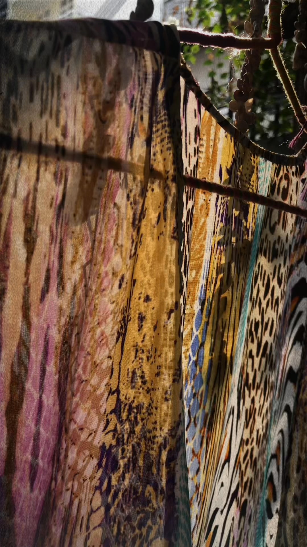 [???] LeeGi Design  ? Top1Fashion ?  Dịu dàng, nữ tính nhưng không bao giờ mờ nhạt, Wine tựa như lời thì thầm của sự duyên dáng và cuốn hút, ngọt ngào nhưng vẫn đầy lãng mạn
#liliqiqi #leegid , shares-0✔️ , likes-0❤️️ , date-2025-03-18 02:44:39????????