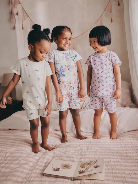 [🆕🇻🇳]  Le BéBé  (Lebebee) – Đồ em bé – Đồ trẻ em 🧑‍🧒❤️️👶⭐️ Voucher giảm 30k/bịch, mua từ 01 bịch cũng có quàBỈM SIÊU MỀM, SIÊU NHẸ HONEY VỀ ĐỦ SIZELõi thấm hút mạnh mẽ, nặng 460g có sức chứa nước lên đến 1200 , shares-0✔️ , likes-12❤️️ , date-2025-03-21 00:32:32🇻🇳🇻🇳🇻🇳📰🆕