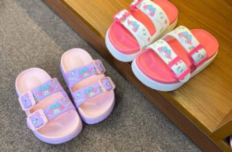 [🆕🇻🇳]   Cầu Vồng – Thế Giới Của Mẹ – Chuyên quần áo baby Quảng Châu, VNXK, hàng Thương hiệu 🧑‍🧒❤️️👶⭐️ Xuất sắc các pác ơi.em về lô Dep siêu baby t cưng xỉu dành cho bé gái.Hàng SẴN chin mời các mẹ triển mã này lun nhaFullsize 24-35 ( size kép nha )#10 , shares-0✔️ , likes-10❤️️ , date-2025-03-20 01:39:10🇻🇳🇻🇳🇻🇳📰🆕