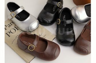 [🆕🇻🇳]  Penguin Bebe – Chuyên order cho bé 🧑‍🧒❤️️👶⭐️  Mẫu giày vừa cho ra mắt đã chỉ còn số lượng ít thui ạ, chất da đẹp, màu sắc kiểu dáng basic, dễ đi, dễ phối đồ. 10 điểm tuyệt đối là đâyyy.
Size 23-32 (bé , shares-0✔️ , likes-0❤️️ , date-2025-03-17 22:37:18🇻🇳🇻🇳🇻🇳📰🆕