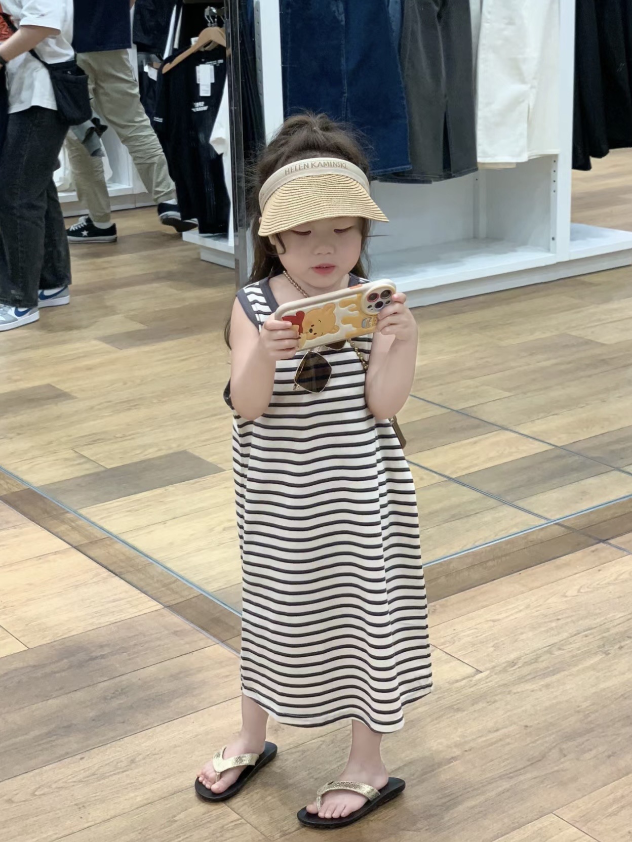 [🆕🇻🇳] MiNo baby shop 🧑‍🧒❤️️👶⭐️ Đầm thun suông mùa hè cho bé !

Vải mát lắm mẹ nha ! size 100-110-120-130
 , shares-2✔️ , likes-2❤️️ , date-2025-03-20 20:10:32🇻🇳🇻🇳🇻🇳📰🆕