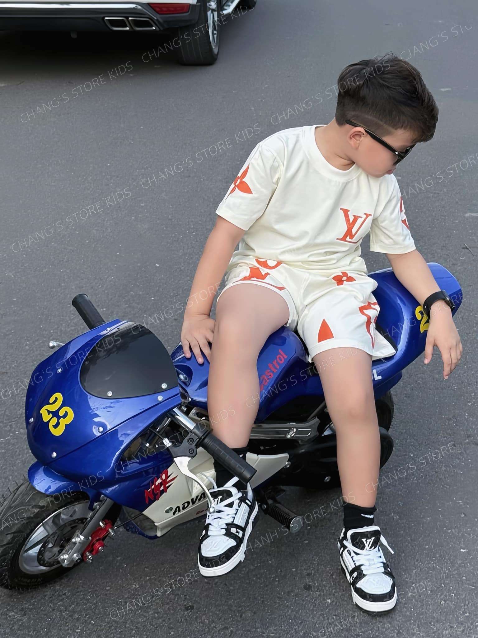 [🆕🇻🇳] Chang’s store – kids 🧑‍🧒❤️️👶⭐️ 𝐓𝐢𝐞̂̀𝐧 𝐭𝐡𝐢̀ 𝐞𝐦 𝐤𝐡𝐨̂𝐧𝐠 𝐜𝐨́ 𝐜𝐡𝐮̛́ đ𝐨̂̀ 𝐭𝐡𝐢̀ 𝐧𝐡𝐚̀ 𝐞𝐦 𝐤𝐡𝐨̂𝐧𝐠 𝐭𝐡𝐢𝐞̂́𝐮Bame nào thích chất mỏng mát hốt ngay em này ah . 1 set siêu xịn xò giá chỉ 2xx#Hàng , shares-0✔️ , likes-4❤️️ , date-2025-03-18 17:16:29🇻🇳🇻🇳🇻🇳📰🆕