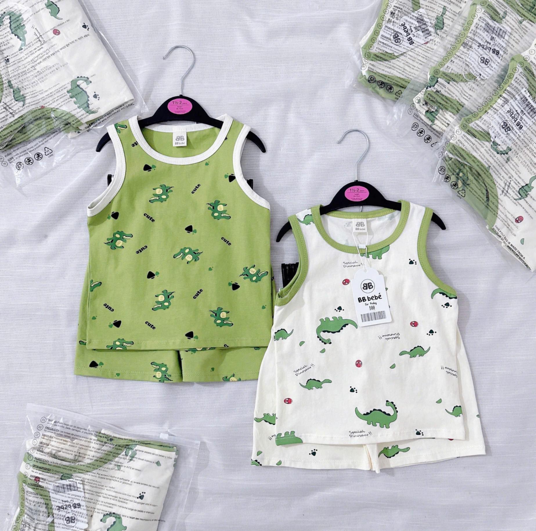 [🆕🇻🇳]  Thóc Kids – Thời trang trẻ em – Chuyên sỉ lẻ quần áo xuất dư, made in VN cho trẻ 🧑‍🧒❤️️👶⭐️ Đầu mùa lên sét 2b 3 lỗ khủng long xanh trắng xiu xinh #175k/set
Nhìn cái màu cưng xỉu luôn zồi
Size đến 27kg
90 7-10kg
100 11-13kg
110 13-15kg
120 16- , shares-0✔️ , likes-0❤️️ , date-2025-03-18 21:21:10🇻🇳🇻🇳🇻🇳📰🆕