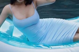 [???] Anna Store 1  ? Top1Fashion ?  CHỊ EM MUA VÁY ÁO THỜI TRANG NỮ BODY  TẠI ĐÂY:#Annastore #Annastore365 #vayxinh #vaybody #vaynuthoitrang #vaymaxi #maxibody
#vaythoitrang #vaydep #trendy , shares-0✔️ , likes-0❤️️ , date-2025-03-23 06:30:07????????