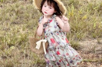 [🆕🇻🇳]  Bơ Hí – Thương hiệu thời trang thiết kế cao cấp dành cho mẹ và bé đẹp 🧑‍🧒❤️️👶⭐️  𝐌𝐮̀𝐚 𝐡𝐞̀ 𝐥𝐚̃𝐧𝐠 𝐦𝐚̣𝐧 𝐜𝐮̉𝐚 𝐜𝐨̂̉
Mẹ bé nhắn Bơ tư vấn chốt đơn nhen
Giá #250k/đầm ( hơn 25kg có phụ thu)
#Freeship từ 2 bộ ạ
Vải tơ lụa đẹp xịn mềm mát
, shares-0✔️ , likes-5❤️️ , date-2025-03-16 03:59:42🇻🇳🇻🇳🇻🇳📰🆕