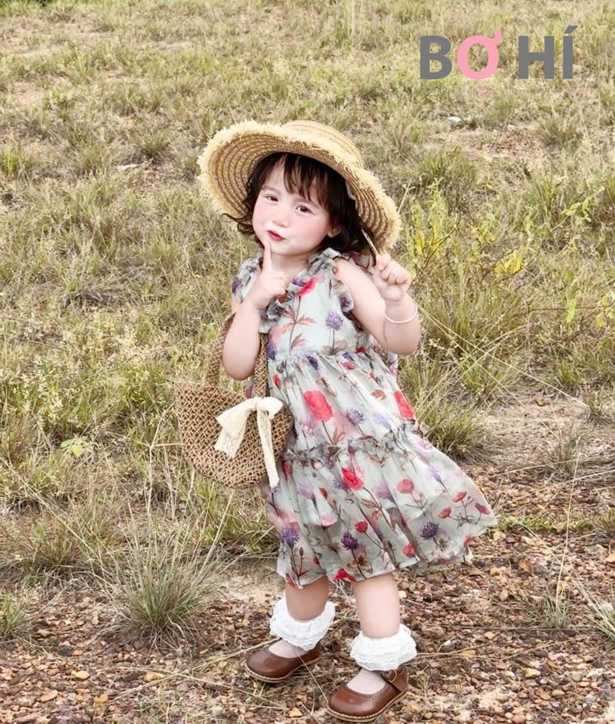 [🆕🇻🇳]  Bơ Hí – Thương hiệu thời trang thiết kế cao cấp dành cho mẹ và bé đẹp 🧑‍🧒❤️️👶⭐️  𝐌𝐮̀𝐚 𝐡𝐞̀ 𝐥𝐚̃𝐧𝐠 𝐦𝐚̣𝐧 𝐜𝐮̉𝐚 𝐜𝐨̂̉
Mẹ bé nhắn Bơ tư vấn chốt đơn nhen
Giá #250k/đầm ( hơn 25kg có phụ thu)
#Freeship từ 2 bộ ạ
Vải tơ lụa đẹp xịn mềm mát
, shares-0✔️ , likes-5❤️️ , date-2025-03-16 03:59:42🇻🇳🇻🇳🇻🇳📰🆕