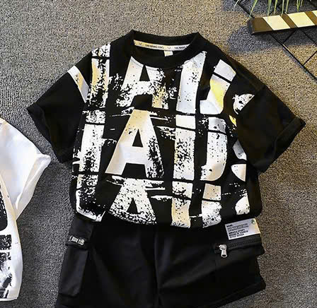 [🆕🇻🇳] BIBO Shop – Xưởng Thời Trang Trẻ Em 🧑‍🧒❤️️👶⭐️  CHỈ VỚI #99K ĐÃ CÓ TRONG TAY CHIẾC ÁO CHẤT CHƠI
==========
Đơn giản – Xinh đẹp – Phù hợp mọi lứa tuổi
Chất vải mềm mịn , mát , lên forn cực chuẩn
Full , shares-1✔️ , likes-4❤️️ , date-2025-03-20 16:23:04🇻🇳🇻🇳🇻🇳📰🆕