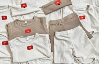 [🆕🇻🇳] Góc nhỏ của Ngân – Đồ bộ mặc nhà cho bé 🧑‍🧒❤️️👶⭐️  Áo cờ gì chưa người đẹp. Sẵn sàng cho đại lễ 30/4, sắp tới lại 2/9. Đi chơi bé diện set này thì siêu tự hào luôn ạ.N gom #149k/set 2 bộ kèm luôn băng đô , shares-0✔️ , likes-0❤️️ , date-2025-03-19 18:51:08🇻🇳🇻🇳🇻🇳📰🆕