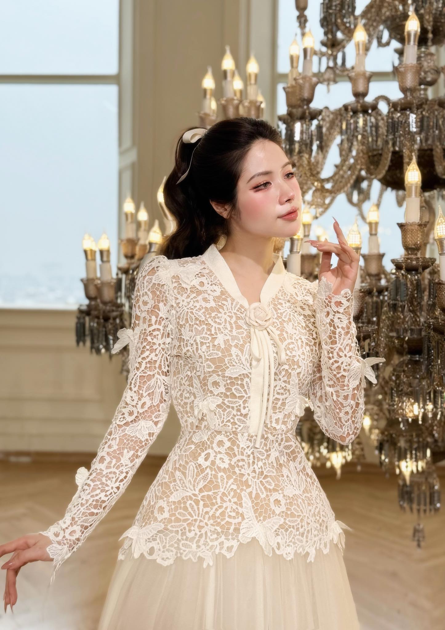 [???] Made By Thuỳ Linh – Thời trang thiết kế ? Top1Fashion ?  𝐉𝐨𝐢𝐞 𝐒𝐞𝐭Joie Set kết hợp hài hòa giữa nét trẻ trung, nữ tính và sự tinh tế trong từng chi tiết. Trên nền ren 4D cao cấp nhẹ nhàng với cổ thanh lịch tạo  , shares-10✔️ , likes-140❤️️ , date-2025-03-19 03:19:14????????