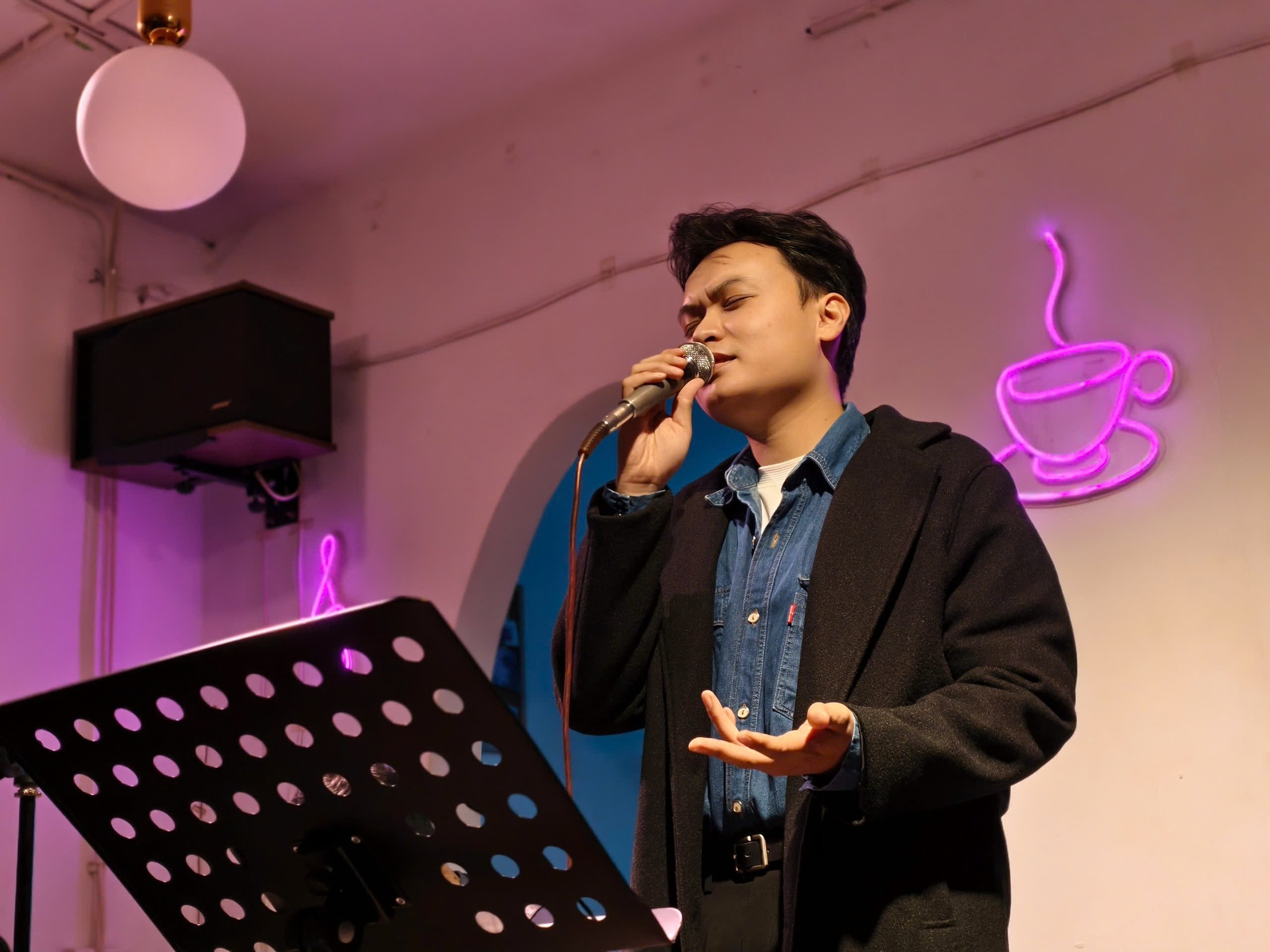 [☕️🇻🇳] Cà Phê Không 🥤 Top1Coffee ☕️  Ngày hôm qua xuyên suốt đêm nhạc toàn nhạc “lốp”. Cuối cùng đã tìm ra ”Dù chẳng phải anh” đán án cuối cùng chính là chàng gui , shares-0✔️ , likes-11❤️️ , date-2025-03-21 22:28:51🇻🇳🇻🇳🇻🇳📰🆕