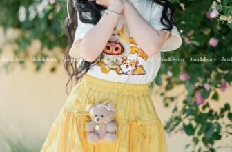 [🆕🇻🇳] Shop Mẹ Tôm – Chuyên Quần Áo Trẻ Em 🧑‍🧒❤️️👶⭐️ Minh mặc hồng tím nhiều rồi đổi qua sắc vàng cho rực rỡ mùa hè đi ạ
Chỉ #139k_Freeship ạ
Sét Bb3 chân báy bí màu vàng tươi tắn xinh xỉu
Ảnh tự chụpSize  , shares-10✔️ , likes-0❤️️ , date-2025-03-21 04:20:34🇻🇳🇻🇳🇻🇳📰🆕