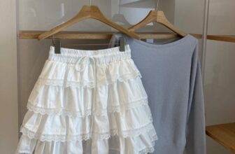 [🆕🇻🇳] Ri. – Baby Korea Style – Ri chuyên cung cấp những s/p quần áo, phụ kiện Baby chính hãng cao cấp của Hàn Quốc 🧑‍🧒❤️️👶⭐️ Chân váy ren năm nay lên ngôi . Công nhận mix đồ bao xinh, trẻ ra cả chục tuổi  !Em dư 1c màu trắng sẵn ship nha ! Freesize ! Lên dáng tương tự mẫu mặc ạ , shares-0✔️ , likes-0❤️️ , date-2025-03-18 14:39:40🇻🇳🇻🇳🇻🇳📰🆕