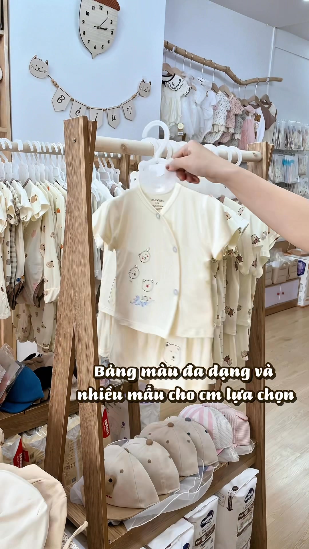 [🆕🇻🇳] Jun’s House – Chuyên quần áo cho trẻ em 🧑‍🧒❤️️👶⭐️ Chiếc suit balo đơn giản basic mỏng mát cho các bé nhỏ mặc ở nhà đây ạ
Bảng sz tham khảo
Sz 66: 4-6kg (0-4m)
Sz 73: 6-8kg (4-8m)
Sz 80: 8-10kg (6-10m)
Sz 9 , shares-0✔️ , likes-0❤️️ , date-2025-03-21 22:35:08🇻🇳🇻🇳🇻🇳📰🆕