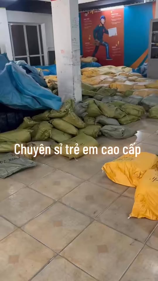 [🆕🇻🇳]  Chuyên Sỉ Lẻ Quần Áo Trẻ Em Cao Cấp 🧑‍🧒❤️️👶⭐️ Toa 16-3 Đã về Toa 19-3 mai về hàng luôn ạ Ck khoản sớm em đi hàng nha , shares-0✔️ , likes-2❤️️ , date-2025-03-23 00:21:05🇻🇳🇻🇳🇻🇳📰🆕