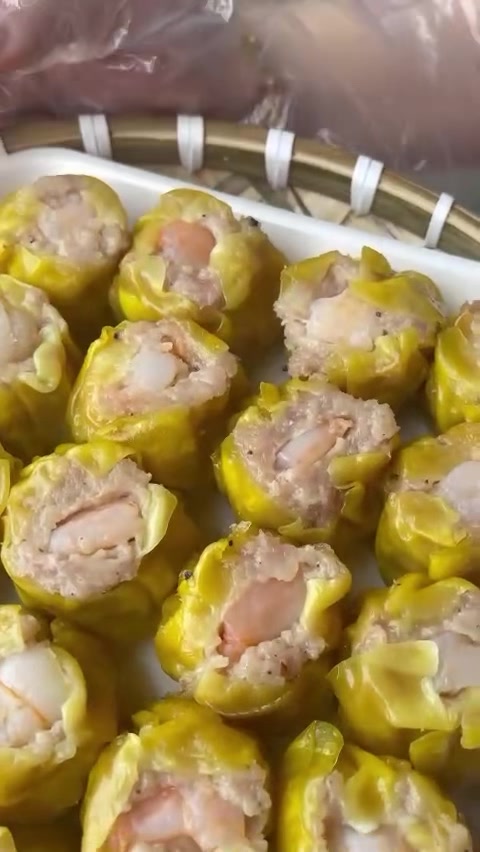 [🆕🇻🇳] RinRin Shop – Cảo nhà em làm gia truyền, chuẩn gốc Hoa 🍔 Top1Food  🍜   XÍU MẠI TÔM THỊT
 1⃣4⃣5⃣k / SET , 1⃣ KÝ , 24 viên ( VIÊN SIÊU TO )

 Viên xíu mại siêu to nhân nhiều, cắn một cái ngập răng m , shares-0✔️ , likes-0❤️️ , date-2025-03-22 03:33:52🇻🇳🇻🇳🇻🇳📰🆕