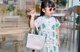 [🆕🇻🇳] Kemy Kids 😎❤️️⭐️ Váy cotton mãi hot – mềm mát xịn mịn
Dáng váy cơ bản – bé nào cũng thích
Toàn màu xinh – hình cute xỉu
Tông hồng ngọt ngào – nịnh da lắm luôn
Size 2-12 tuổ , shares-0✔️ , likes-0❤️️ , date-2025-03-21 15:16:20🇻🇳🇻🇳🇻🇳📰🆕