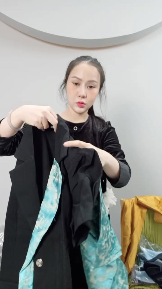 [???] VANNY – chuyên sỉ & lẻ hàng Quảng Châu, VNXK ? Top1Fashion ?  Phát trực tiếp của Vân Trần , shares-0✔️ , likes-26❤️️ , date-2025-03-22 20:21:33????????