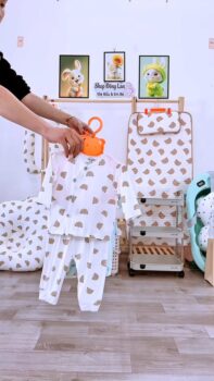 [🆕🇻🇳]  Xưởng chuyên sỉ đồ mẹ và bé Đông Lan 🧑‍🧒❤️️👶⭐️  Đ𝐎́𝐍 𝐇𝐄̀ 𝐒𝐀𝐋𝐄 𝐋𝐎̛́𝐍 𝐂𝐎𝐌𝐁𝐎 K15  Đ𝐀̂̀𝐘 Đ𝐔̉ 𝐂𝐇𝐎 𝐌𝐄̣ 𝐁𝐄́ Đ𝐈 𝐒𝐈𝐍𝐇 . !!!    SALE LỚN CHỈ 2.xxx  + miễn ship
TẶNG NHIỀU QUÀ TẶNG 0đ THEO DANH SÁCH HOÁ ĐƠN CHI TI , shares-0✔️ , likes-3❤️️ , date-2025-03-19 16:57:09🇻🇳🇻🇳🇻🇳📰🆕