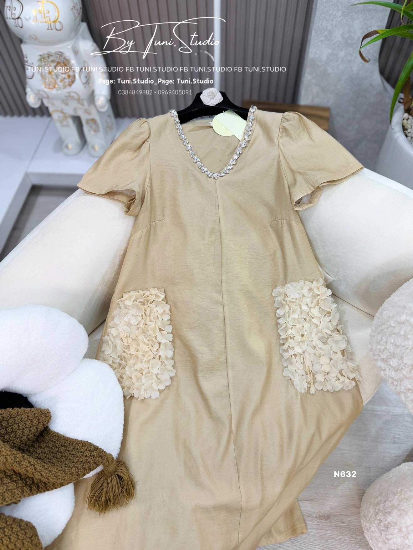 [🆕🇻🇳] Tuni.Studio – Đầm Suông Tuni Boutique 👕 Top1Fashion 👗  Đẹp hôn đẹp hôn mấy chị iuuuu rất chi là chân dàiii luôn  vừa xinhh vừa che khuyết điểm tốt ạ#N632
————————
𝒃𝒚 𝑻𝒖𝒏𝒊.𝑺𝒕𝒖𝒅𝒊𝒐               , shares-0✔️ , likes-0❤️️ , date-2025-03-24 10:15:00🇻🇳🇻🇳🇻🇳📰🆕