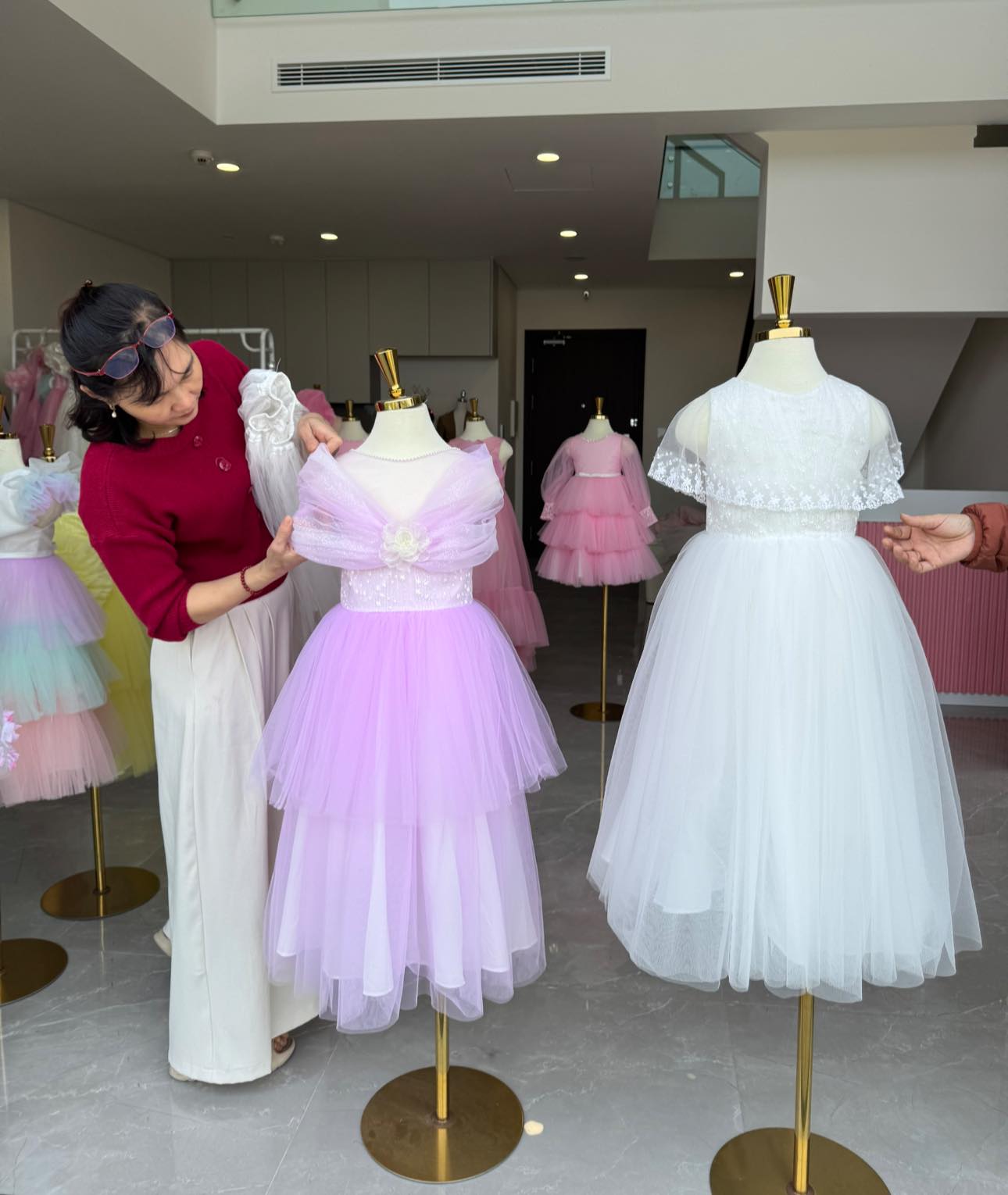 [🆕🇻🇳]  Hogi Kids thời trang trẻ em từ 0-6 tuổi 🧑‍🧒❤️️👶⭐️  ĐẦM THỦY THỦ BÉ GÁI – SIÊU XINH, SIÊU YÊUMẫu đầm hot hit dành cho các bé yêu đây ạ! Với thiết kế cổ thủy thủ đáng yêu, bé mặc vào là “auto” dễ thương! , shares-0✔️ , likes-0❤️️ , date-2025-03-21 18:31:17🇻🇳🇻🇳🇻🇳📰🆕