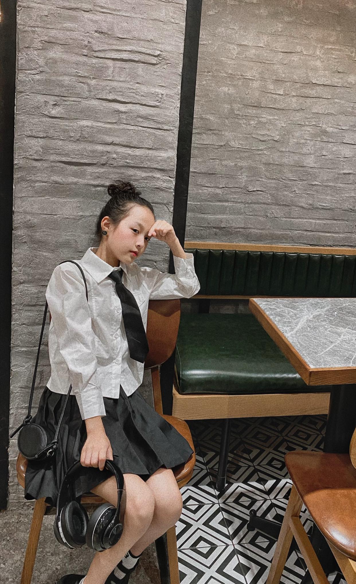 [🆕🇻🇳]  Kido Kid – Chuyên bán quần áo, giầy dép, mũ, khăn, phụ kiện trẻ em chính hãng 🧑‍🧒❤️️👶⭐️  SALE__OFF__20%
Giá chỉ còn #149k Áp dụng trong tuần này thôi ạ
Size : 24/25 đến 34/35 nhé Phụ Huynh
– – – – – Bảng size – – – – –
•Size 24/25: Cho chân , shares-0✔️ , likes-3❤️️ , date-2025-03-21 02:39:12🇻🇳🇻🇳🇻🇳📰🆕