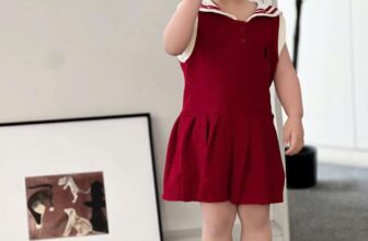 [🆕🇻🇳]  Hogi Kids thời trang trẻ em từ 0-6 tuổi 🧑‍🧒❤️️👶⭐️  ĐẦM THỦY THỦ BÉ GÁI – SIÊU XINH, SIÊU YÊUMẫu đầm hot hit dành cho các bé yêu đây ạ! Với thiết kế cổ thủy thủ đáng yêu, bé mặc vào là “auto” dễ thương! , shares-0✔️ , likes-0❤️️ , date-2025-03-21 18:31:17🇻🇳🇻🇳🇻🇳📰🆕