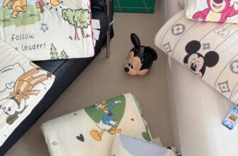 [🆕🇻🇳]  Mina’s House – Order US, UK – Order các sản phẩm Authentic từ US-UK-China-PL-JP… và local brand China 🧑‍🧒❤️️👶⭐️ 𝘾𝙝𝙖̆𝙣 𝘾𝙤𝙩𝙩𝙤𝙣 𝙏𝙝𝙪𝙣 𝙇𝙖̣𝙣𝙝 𝘿𝙞𝙨𝙣𝙚𝙮  Hàng chính hãng xuất hàn quốc .
#199k về tay/c• Kích thước 110*150cm
Mẹ nào cần chăn to hơn nhắn em check giá nhaVải  , shares-0✔️ , likes-1❤️️ , date-2025-03-24 03:35:16🇻🇳🇻🇳🇻🇳📰🆕