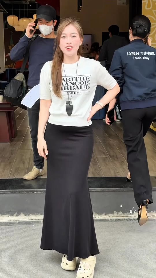 [🆕🇻🇳] Charmy ‘s House – Cửa hàng quần áo nữ  👕 Top1Fashion 👗  #165k/c chân váy midi dáng đuôi cá siu đẹp
(Giá gốc 285k)
Chất thun tăm umi lạnh co giãn thoải mái mềm mát 
Form cực đẹp, có 3 loại chiều dài
Em Trang đang , shares-0✔️ , likes-2❤️️ , date-2025-03-23 20:00:06🇻🇳🇻🇳🇻🇳📰🆕