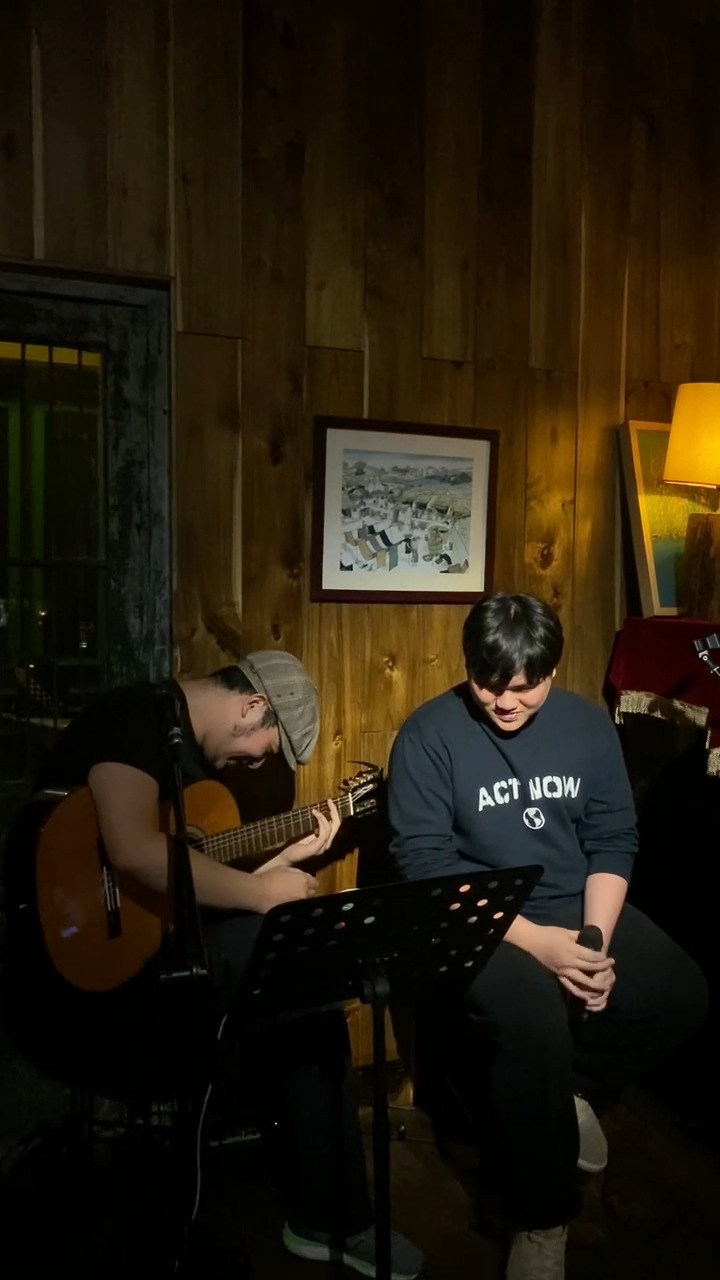 [☕️🇻🇳] Tranquil Books & Coffee –  cafe sách đẹp 🥤 Top1Coffee ☕️ Đúng với tinh thần Open Hearts, Open Mic tại Tranquil  là nơi để bạn thực sự có thể chia sẻ cảm xúc của mình qua những giai điệu , shares-0✔️ , likes-0❤️️ , date-2025-03-25 02:12:51🇻🇳🇻🇳🇻🇳📰🆕