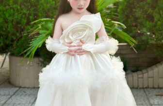 [🆕🇻🇳]  LUV MICHI – Thời trang trẻ em cao cấp 🧑‍🧒❤️️👶⭐️  BIẾN HÓA NHƯ CÔNG CHÚA VỚI MẪU ĐẦM THIẾT KẾ ĐỘC QUYỀNHÀNG THIẾT KẾ – CHẤT LƯỢNG CAO CẤP
Kiểu dáng bồng bềnh sang trọng, điểm nhấn hoa 3D tinh tế, gi , shares-0✔️ , likes-1❤️️ , date-2025-03-23 03:40:10🇻🇳🇻🇳🇻🇳📰🆕