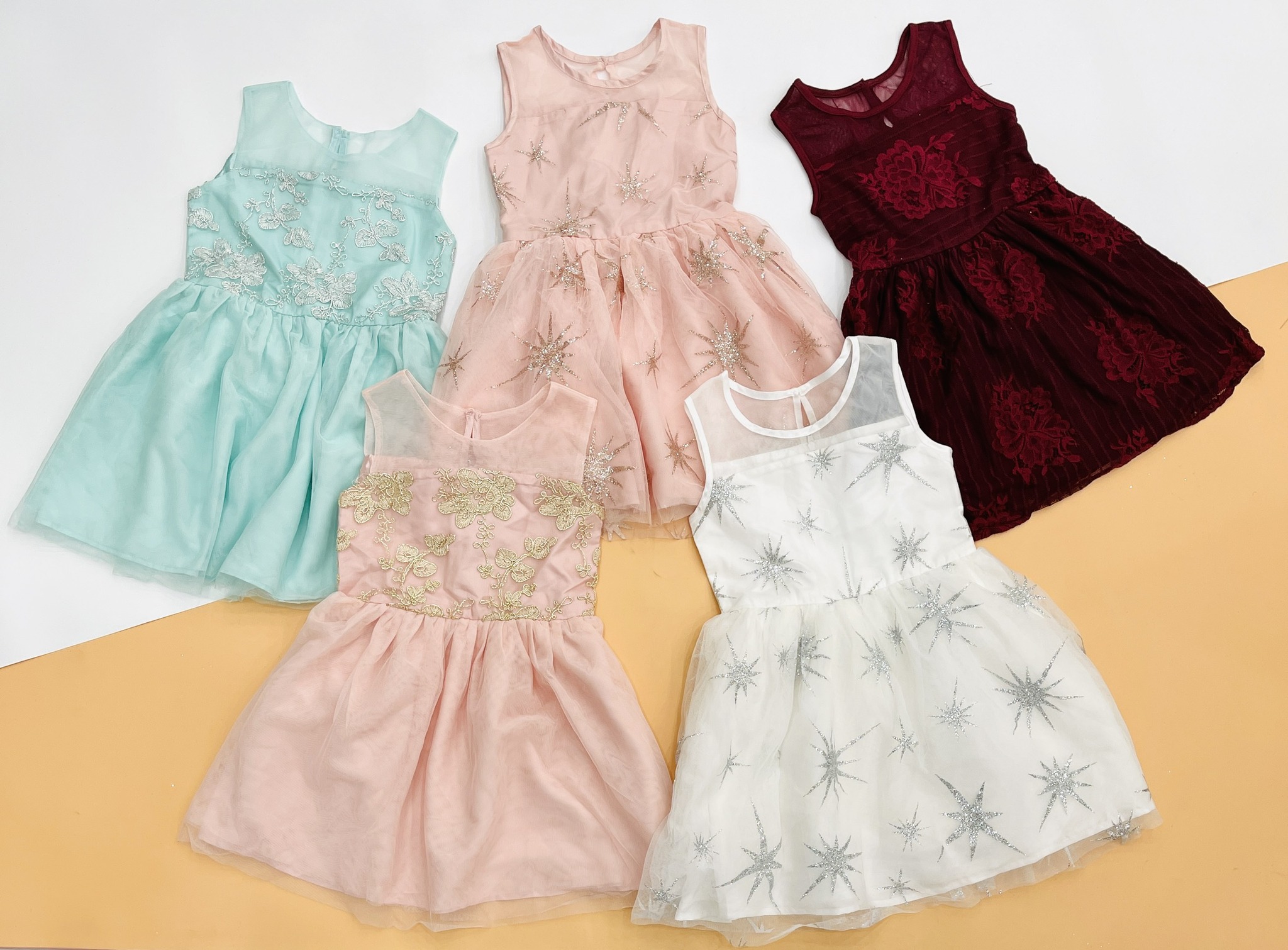 [🆕🇻🇳]  Khánh Nhung Shop – Hàng Hiệu VNXK cao cấp 🧑‍🧒❤️️👶⭐️ Đầm voan 3 lớp in kim tuyến + thêu đắp nổi size đại Plācē
* Giá Web : $ 28.61 = 658.000VNĐ
* Thân đầm: lớp ngoài là lớp voan lưới  mềm mại được in kim tuyế , shares-0✔️ , likes-0❤️️ , date-2025-03-26 17:00:08🇻🇳🇻🇳🇻🇳📰🆕