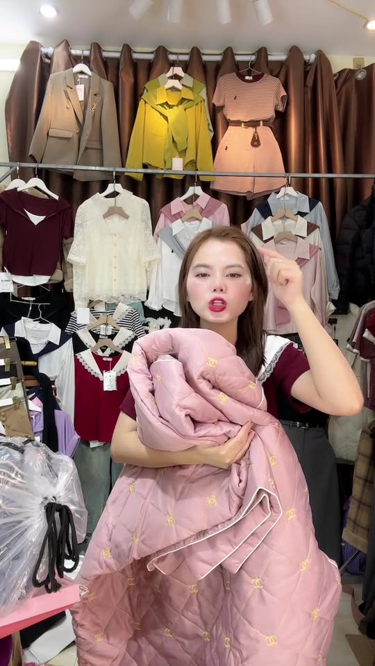 [🆕🇻🇳] Minh Tuyết Shop – Chuyên quần áo hót rẻ nhất thị trường 👕 Top1Fashion 👗  megalive 2025 sale lớn nhất năm 20-30k
đừng ai hỏi rẻ thế nha bom về e sale hết , shares-0✔️ , likes-238❤️️ , date-2025-03-28 04:03:12🇻🇳🇻🇳🇻🇳📰🆕