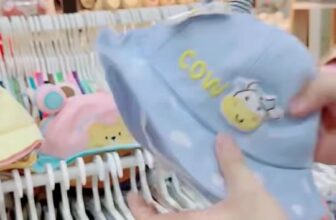 [🆕🇻🇳]  Door to door – Chuyên quần áo, giày dép và phụ kiện cho bé 😎❤️️⭐️ Bộ sưu tập nón vành cho bé đẹp xuất sắc đã về sẵn tại shop với rất nhiều mẫu cho mẹ tha hồ lựa chọn nhé!!!
Chất liệu mềm mịn, thấm hút mồ hôi và không bị h , shares-0✔️ , likes-0❤️️ , date-2025-03-22 19:32:45🇻🇳🇻🇳🇻🇳📰🆕