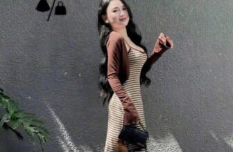 [???] KIM NGỌC STORE  ? Top1Fashion ?  Sét đầm tăm gân sọc kèm khoác
, shares-0✔️ , likes-0❤️️ , date-2025-03-20 18:59:07????????