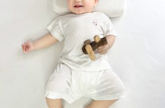 [🆕🇻🇳] Luxry Sai Gon thuộc thương hiệu Luxry Chuyên cung cấp đồ trẻ sơ sinh 🧑‍🧒❤️️👶⭐️ BỘ CỘC CÀI VAI THÔNG HƠI SƠI TRE
Mua 5 Tặng 1
Size từ 6 tháng đến 5 tuổi
Màu sắc: trắng, vàng, hồng, xanh lam, xanh ngọc
Chất vải sợi tre thông hơi mát mẻ , shares-0✔️ , likes-2❤️️ , date-2025-03-22 17:32:50🇻🇳🇻🇳🇻🇳📰🆕