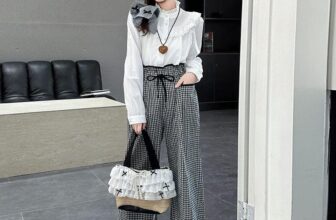 [🆕🇻🇳] BABY SHOP – thời trang trẻ em – Shop chuyên bán buôn, bán lẻ quần áo, giầy dép, phụ kiện trẻ em 🧑‍🧒❤️️👶⭐️ Set bé gái
Chất mỏng mát, kiểu dáng sang chảnh, không bai xù
Size:27-55kg
Giá: 485.000k
, shares-0✔️ , likes-1❤️️ , date-2025-03-23 16:18:52🇻🇳🇻🇳🇻🇳📰🆕