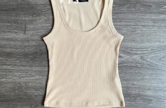 [🆕🇻🇳] ViS Store 👕 Top1Fashion 👗  Áo tanktop D4R4 thiết kế năng động; form nhẹ nhàng, tôn dáng. Chất thun len cotton mềm mại, mịn mát.
=> Giá: 145kMã: B235
Màu: HONG – DEN – KEMSize XS: , shares-0✔️ , likes-11❤️️ , date-2025-03-22 23:41:19🇻🇳🇻🇳🇻🇳📰🆕