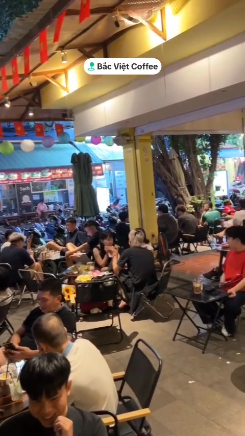 [☕️🇻🇳] Bắc Việt Coffee 🥤 Top1Coffee ☕️ Cafe sáng cuối tuần nhỉ..! Mà chúng mình ngồi từ tối qua đến giờ
#Bacvietcoffee #coffeetime #bacvietcoffeesaigon , shares-0✔️ , likes-14❤️️ , date-2025-03-23 13:30:14🇻🇳🇻🇳🇻🇳📰🆕