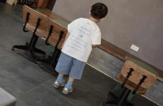 [🆕🇻🇳] doudou club – Thời trang bạn bé từ 1 đến 5 tuổi 🧑‍🧒❤️️👶⭐️  Một chiếc áo phông suông thoải mái, một chiếc quần jeans ngố trendy, combo cool ngầu siêu cấp vũ trụuuu
——————-
𝗱𝗼𝘂𝗱𝗼𝘂 𝗰𝗹𝘂𝗯
• /đu đu/ – Câu  , shares-0✔️ , likes-13❤️️ , date-2025-03-26 19:56:36🇻🇳🇻🇳🇻🇳📰🆕