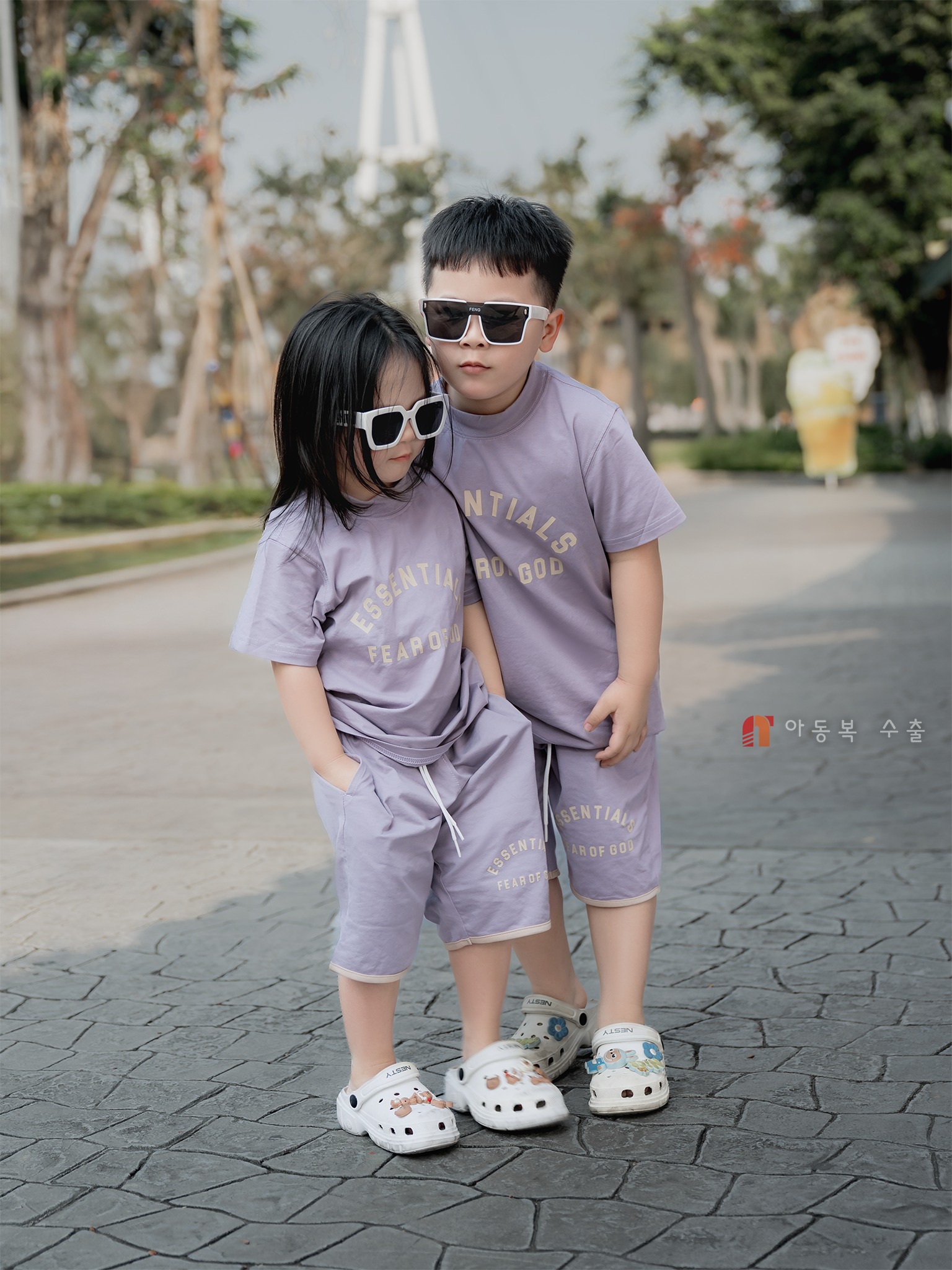 [🆕🇻🇳]  Ngocmiiukids.vn – Ngọc Miiu – Tram Hi Xin Chao 🧑‍🧒❤️️👶⭐️  XẢ KHO BỘ ES XỊN ĐÉT CHO BÉ LUÔN Ạ.
Giá lẻ #2xxk/b – mua từ 3b chỉ #1xx/b thôi ạ.
Chất cotton bao quay máy. Logo in nổi, xử lý nhiệt kỹ.
Màu sắc : 4 m , shares-1✔️ , likes-0❤️️ , date-2025-03-23 07:23:34🇻🇳🇻🇳🇻🇳📰🆕