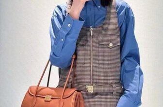 [🆕🇻🇳] Wellcome to CHIC HOUSE by CHIC VNXK 👕 Top1Fashion 👗  𝑴•𝒊•𝒖 𝑴•𝒊•𝒖 𝑩𝒂𝒈𝒖𝒆𝒕𝒕𝒆 𝑳𝒆𝒂𝒕𝒉𝒆𝒓 𝑩𝒂𝒈 NEW IN với thiết kế quai xách dài siêu hot luôn ạ! Form dáng basic nhưng sang thật sang mang chút hơi hướng “classy” và là , shares-0✔️ , likes-0❤️️ , date-2025-03-23 23:18:42🇻🇳🇻🇳🇻🇳📰🆕