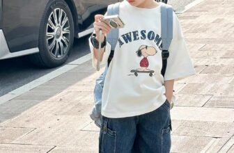 [🆕🇻🇳] Tiệm nhà Min – Shop chuyên quần áo trẻ em hàng QCCC, phong cách Hàn Quốc 😎❤️️⭐️  ÁO THUN AWESOME AMBB KIDS
Thun cotton mịn mát
Size 90-160
Mẹ chấm (.) hoặc inbox để tư vấn và báo giá nhé
Link shopee:
Tiktok shop: tiemnhaminkids, shares-0✔️ , likes-5❤️️ , date-2025-03-25 01:54:16🇻🇳🇻🇳🇻🇳📰🆕
