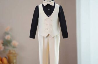 [🆕🇻🇳]  MMKID aims to bring kids the most high fashionable and high quality party design 🧑‍🧒❤️️👶⭐️ Mẹ đang tìm một bộ trang phục cho bé với phong cách vừa lịch lãm vừa formal, vừa dễ thương cho bé yêu? Set Gile Cao Cấp chính là lựa chọn hoàn hảo!Thiết  , shares-0✔️ , likes-100❤️️ , date-2025-03-25 06:10:38🇻🇳🇻🇳🇻🇳📰🆕