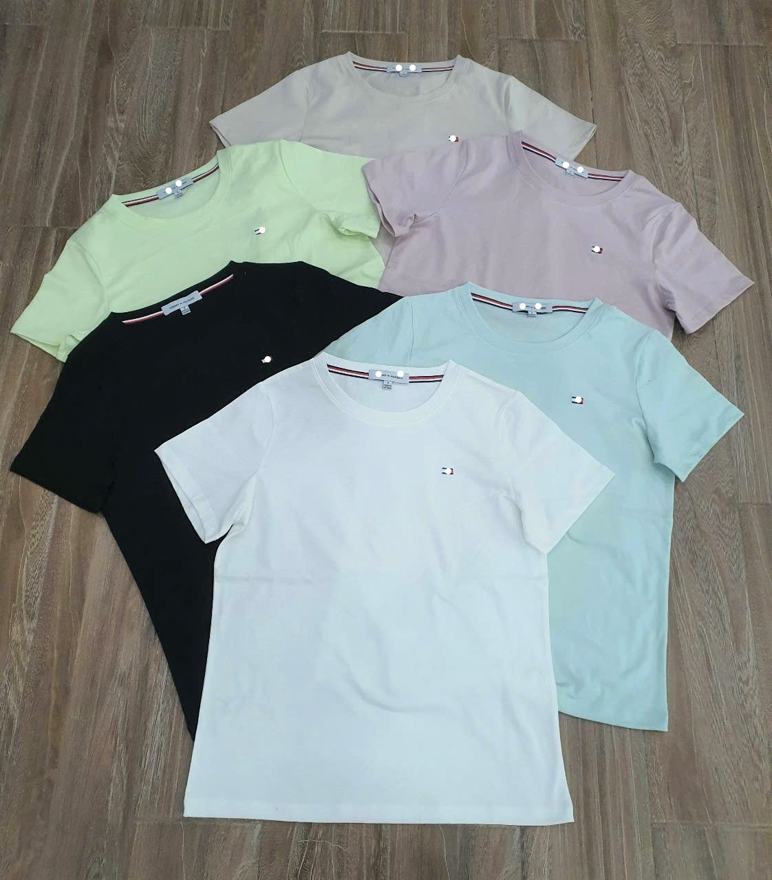 [🆕🇻🇳] XXS Fashion – Quần Áo VNXK – Cửa Hàng Quần Áo Phụ Kiện Xách Tay (Đồng Hồ Xxs fashion)  👕 Top1Fashion 👗  ‍ AO  THUN #TOMMIY   xịn đét #XẢ_KHO LẤY TƯƠNG TÁC
HÀNG ĐANG CHAY CHUYỀN TÁCH‍‍ Giá #240Ka SALLE #110Ka/1C KHI MUA 2
‍&# , shares-0✔️ , likes-41❤️️ , date-2025-03-23 01:40:30🇻🇳🇻🇳🇻🇳📰🆕