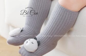 [🆕🇻🇳] BÉ CON Baby Shop – Thời trang trẻ em Sóc Trăng 🧑‍🧒❤️️👶⭐️ Tất thú 3D cho bé, em về full mẫu full size rồi, siêu siêu đẹp luôn ba mẹ ơi
Size XS, S, M
Sẵn hàng ạHÀNG SẲN SHOP – Mời mẹ ghé shop Bé Con xem và chọn  , shares-0✔️ , likes-0❤️️ , date-2025-03-26 01:24:35🇻🇳🇻🇳🇻🇳📰🆕
