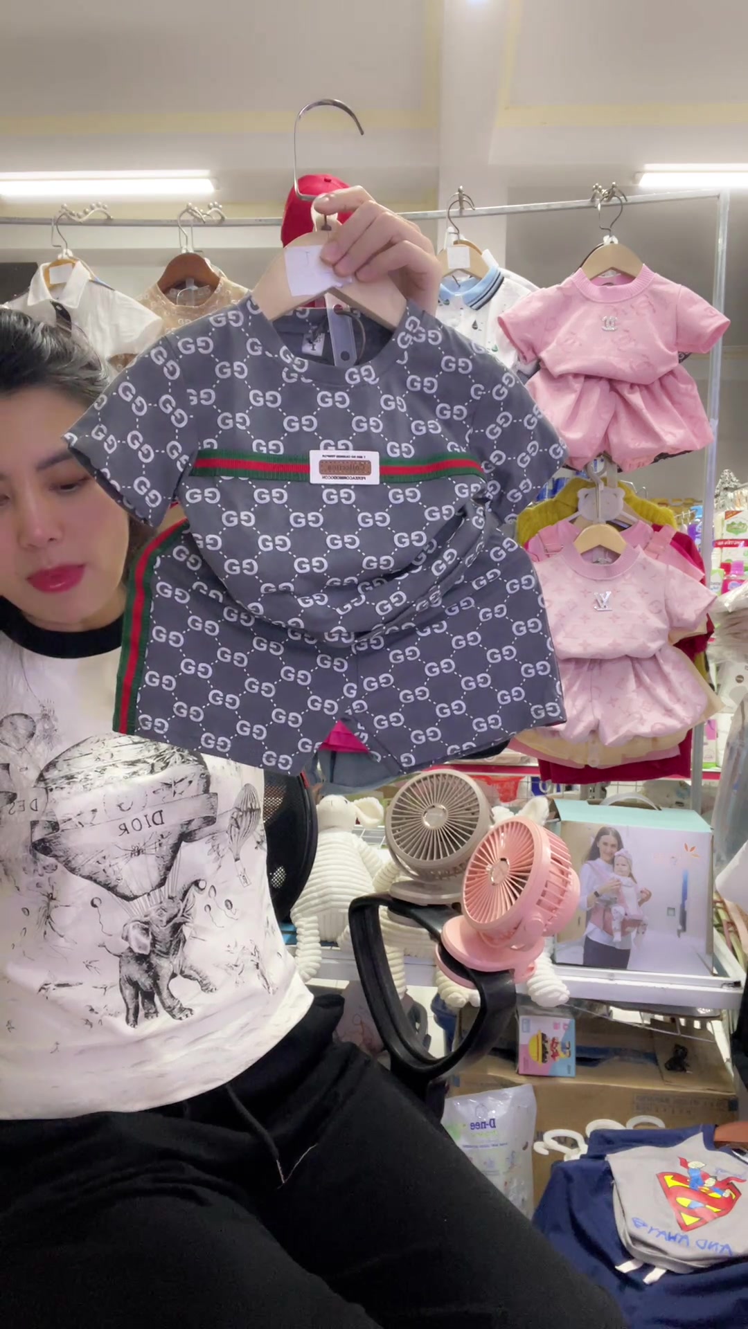 [🆕🇻🇳] Mẹ Ken Store 2  🧑‍🧒❤️️👶⭐️  , shares-14✔️ , likes-572❤️️ , date-2025-03-26 02:31:44🇻🇳🇻🇳🇻🇳📰🆕