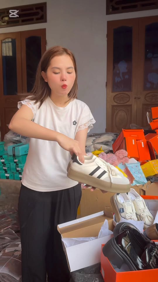 [🆕🇻🇳] Minh Tuyết Shop – Chuyên quần áo hót rẻ nhất thị trường 👕 Top1Fashion 👗  Thanh lí giày bom về 50k , shares-0✔️ , likes-865❤️️ , date-2025-03-28 01:16:01🇻🇳🇻🇳🇻🇳📰🆕